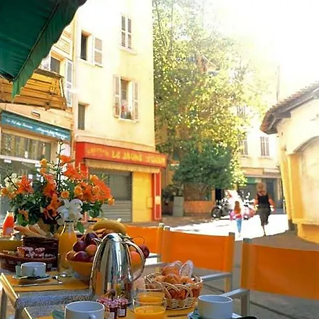 Little Palace