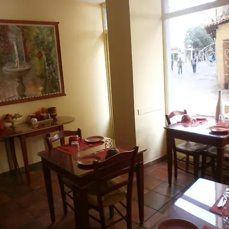 Little Palace Otel 2*