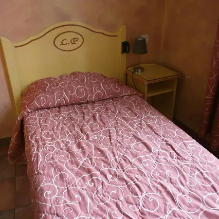 Little Palace Hotel