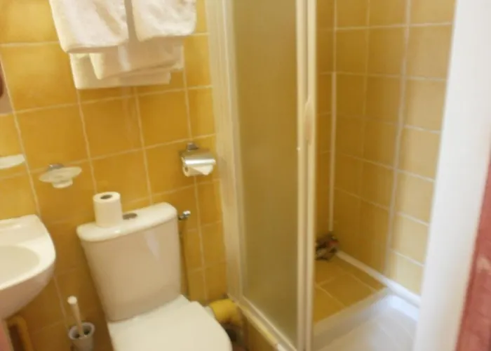 Hotel Little Palace 2*