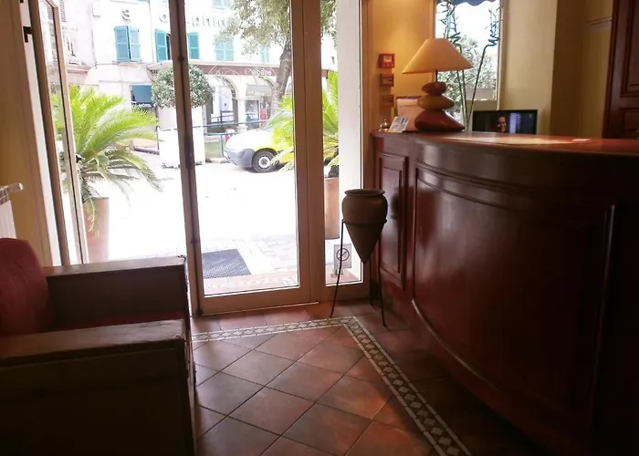 Little Palace 2* Toulon