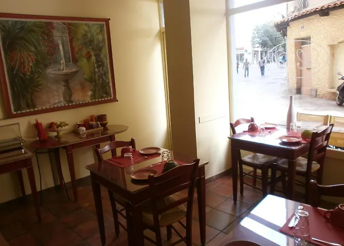 Little Palace Hotel 2*