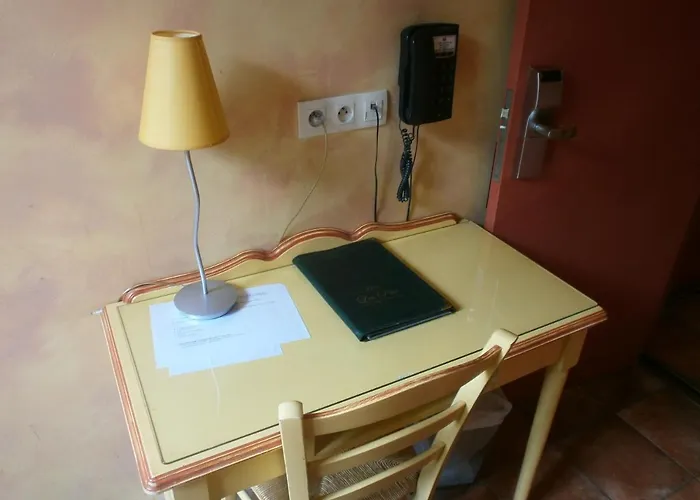 Little Palace Hotel 2*